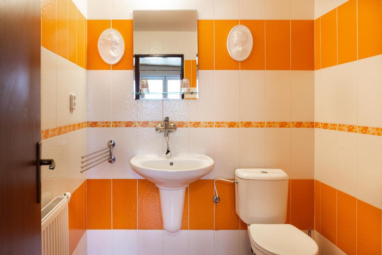 Penzion Rozalia Hotel Košice Buitenkant foto