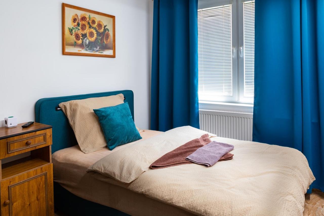 Penzion Rozalia Hotel Košice Buitenkant foto
