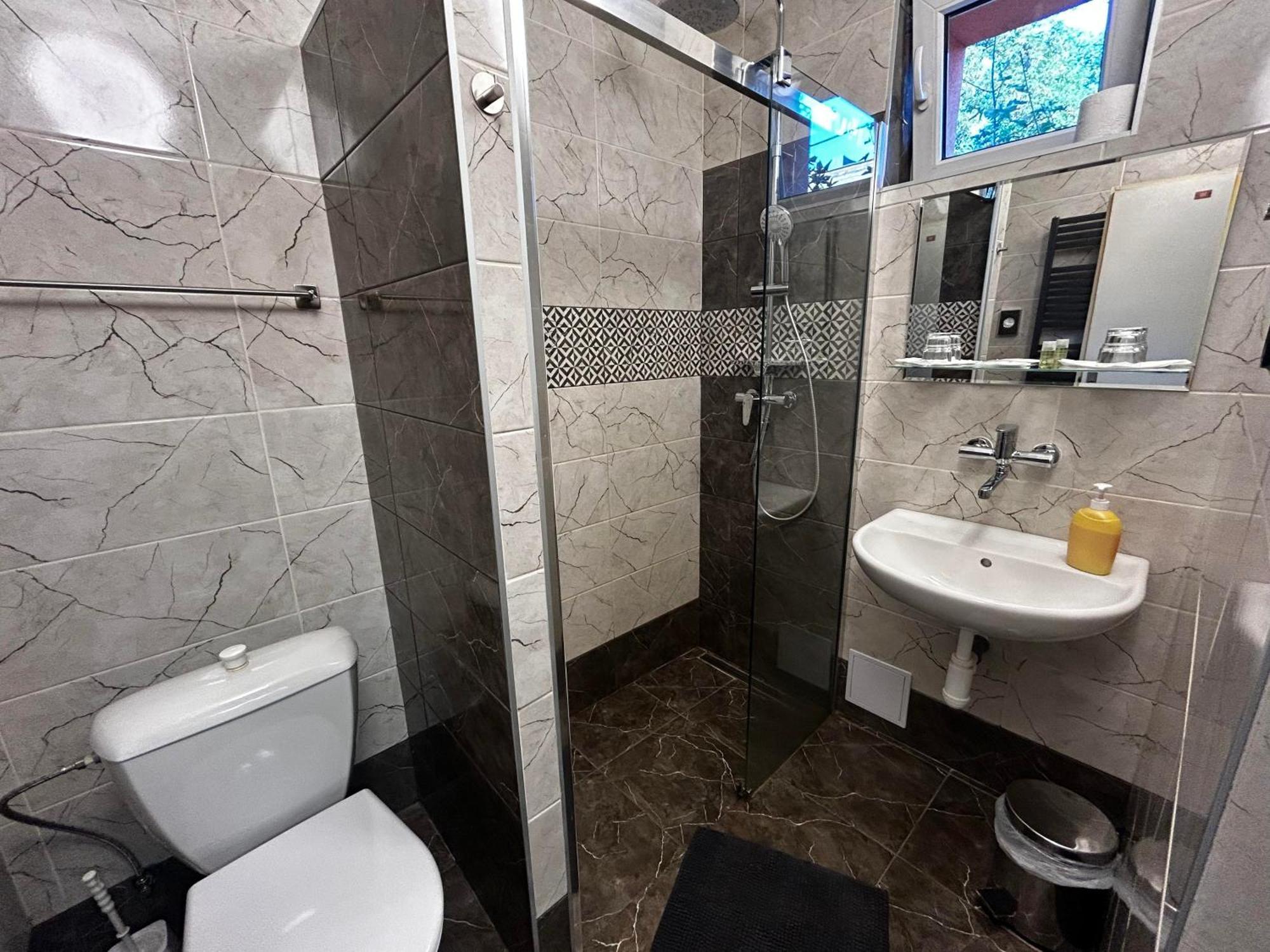 Penzion Rozalia Hotel Košice Buitenkant foto