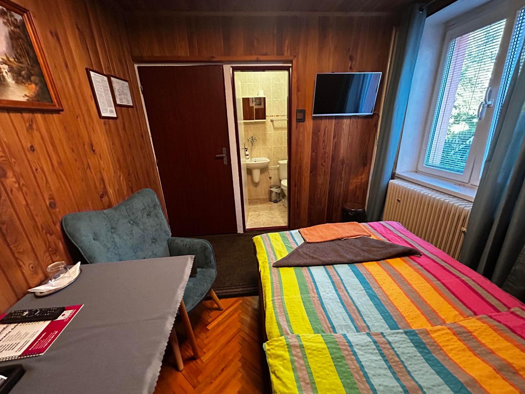 Penzion Rozalia Hotel Košice Buitenkant foto