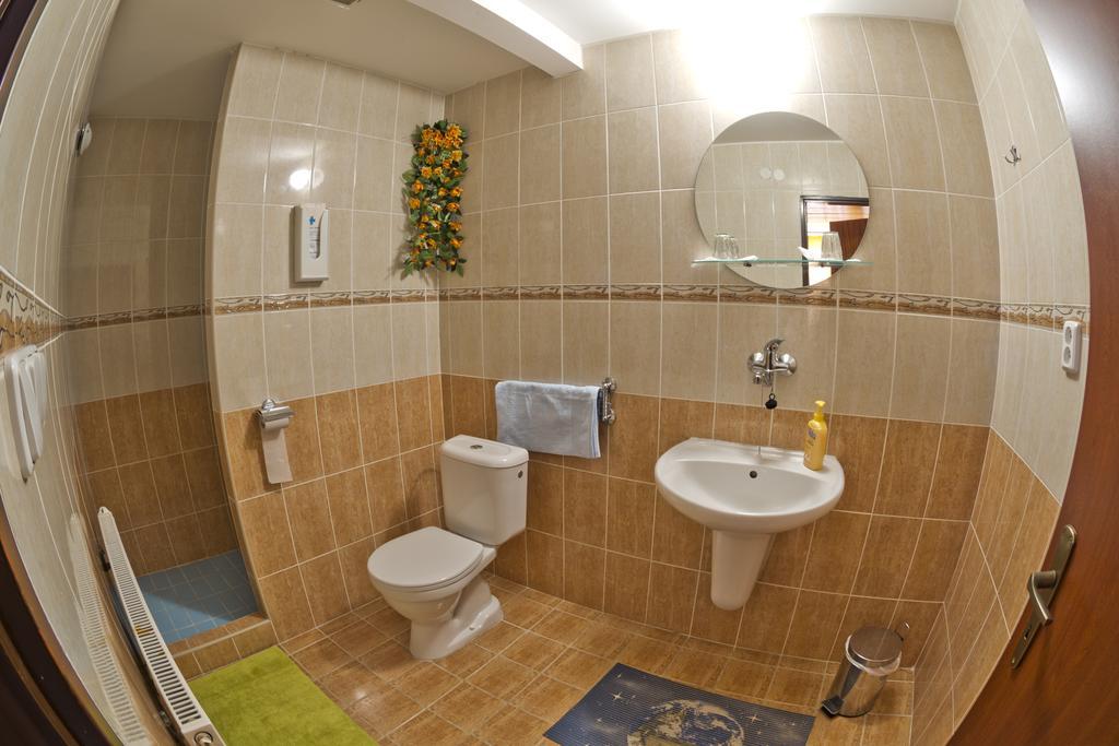 Penzion Rozalia Hotel Košice Buitenkant foto